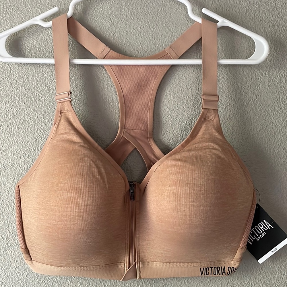 Victoria Sport 36DD NWT